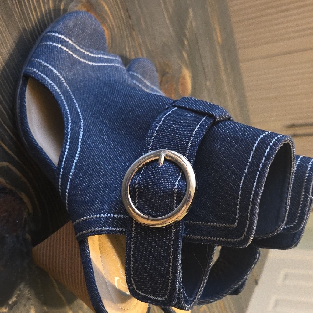 Stylish Denim Open-Toe Heeled Boots - Picture 3 of 6
